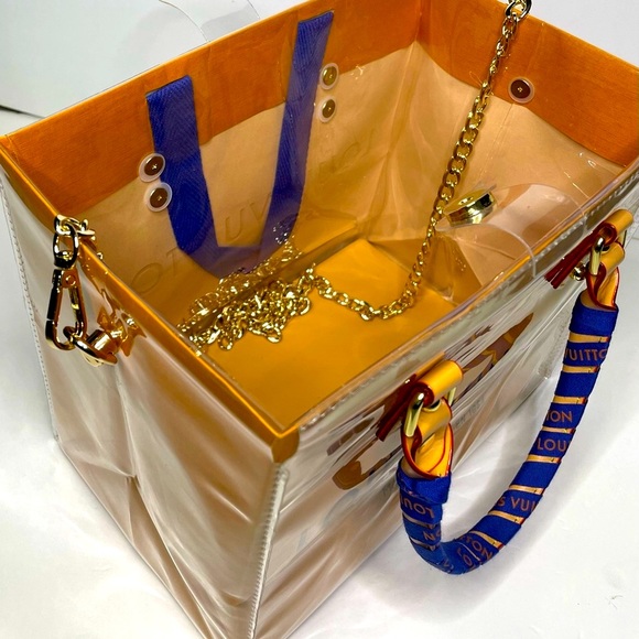 PVC WRAPPED LV GIFT BAG - Picture 7 of 9